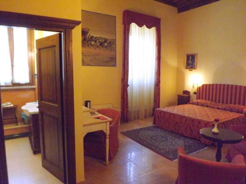 Hotel Relais Il Postiglione - Antica Posta Dei Chigi Campagnano Di Roma Zimmer foto
